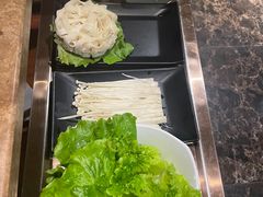 -七欣天香辣蟹火锅(上海银亿滨江店)
