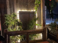 -城墙外BAR