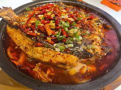 -鸣记脆皮烤鱼·海鲜烤鱼(三八广场店)