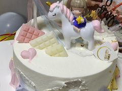 -山与蓝·轻糖鲜果蛋糕(勒泰店)