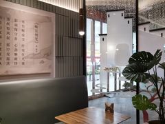 -必胜客(华邦银泰店)