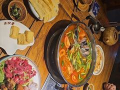 -亮欢寨酸汤鱼(沙冲路店)