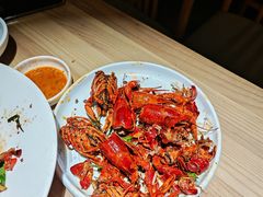 -鲁小三·地标小龙虾·安徽土菜·黄焖甲鱼(金山旗舰店)