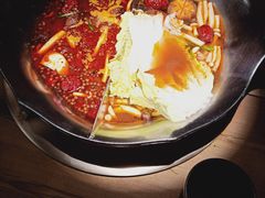 -湊湊火锅·茶憩(杭州湖滨银泰in77店)