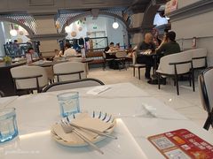 -必胜客(砂之船中东奥莱店)