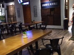 -JINNS锦时 steak&pizza(浸信会礼拜堂旧址店)