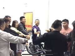 -巅峰减重高端减肥训练营(惠州店)