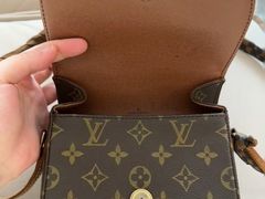 -小飞侠奢侈品回收 寄卖 养护(宝山宝龙广场店)