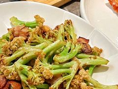 -港丽餐厅(正大店)