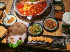 -湊湊火锅·茶憩(新中关购物中心店)