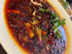 -川流不息·地道川菜·小龙虾(松东路店)