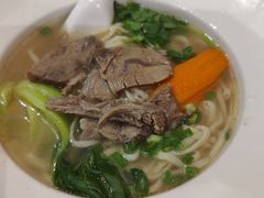 -贯一台湾牛肉面(八一七中路店)