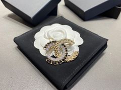 -华夏典当行(龙德广场店)