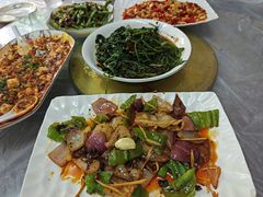 -洪霞餐馆