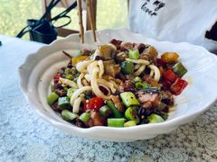 茄子肉丁小公鸡双拼拌面-文三里屯面馆(三里屯店)