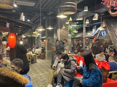 等位区-破瓦寒窑·地摊烤羊排