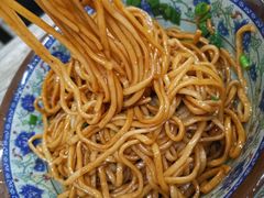 -无名氏宵夜小摊(祝家三姐妹馄饨店)