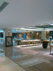 -北京七彩云南翡翠珠宝旗舰店(月坛店)