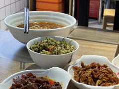 -鲁达面馆本帮风味(共康东路店)