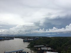 -洞里萨湖
