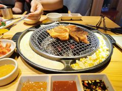 -喜来稀肉(北外滩白玉兰广场店)