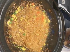 -阿瓦山寨·湘菜现炒·剁椒鱼头王(咸阳总店)
