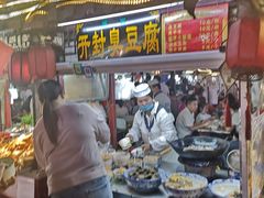 自助取餐区-鼓楼夜市