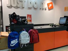 -法雅体育工厂店(皂君庙路店)