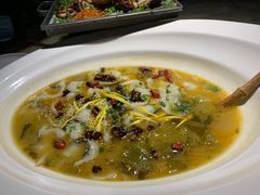 金汤酸菜鱼-绿茶餐厅(成都大悦城店)