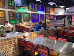 -马路牙子烧烤音乐酒馆(望京店)