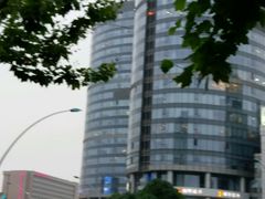 -绿洲中环中心-停车场