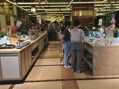 -大中华希尔顿酒店-念自助餐·嗨啤·小龙虾