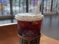 -星巴克(广州南站A18检票口楼上)