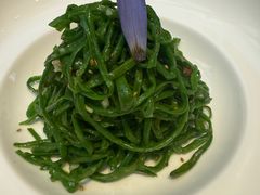 -阿瓦山寨·湘菜现炒·剁椒鱼头王(咸阳总店)