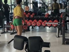 -岩顶健身(玄武店)