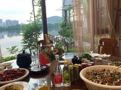 -东湖食堂·湖景餐厅•会议