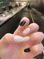 -赫本轻奢美颜中心