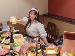 -山川小町·极番烧肉(新地假日广场店)
