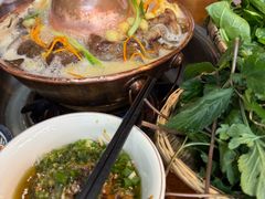 -岳记兴隆·青城腊排铜火锅(融创店)