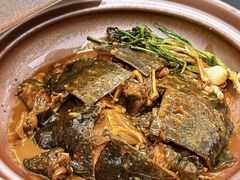 -榕树下海鲜馆(坪山路店)