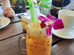 -Green Tree Rest. & Pub