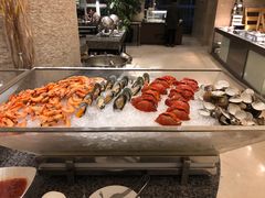 -浦东绿地铂骊酒店-POYA西餐厅(绿地东海岸国际广场店)