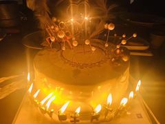 女王皇冠蛋糕-艾加柒克蛋糕茶歇甜品台(春熙路店)