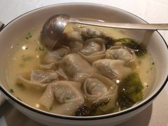 荠菜肉馄饨-老人和饭店(淮海中路店)
