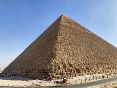 -吉萨金字塔群