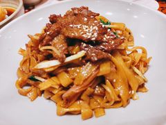 干炒牛河-小鹅皇港式餐厅(新抚万达店)