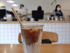 -Cafe Villa