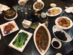 -粤色·老广州茶餐厅(河南商会大厦店)