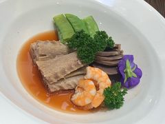 -满江红四季餐厅 · 国家五钻级酒家(新纪元大酒店店)