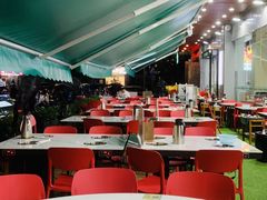 -三亚火车头万人海鲜广场